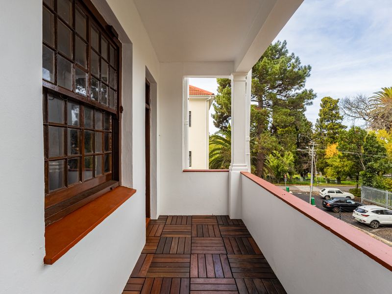 Apartment For Sale In Cape Town - Photo 6