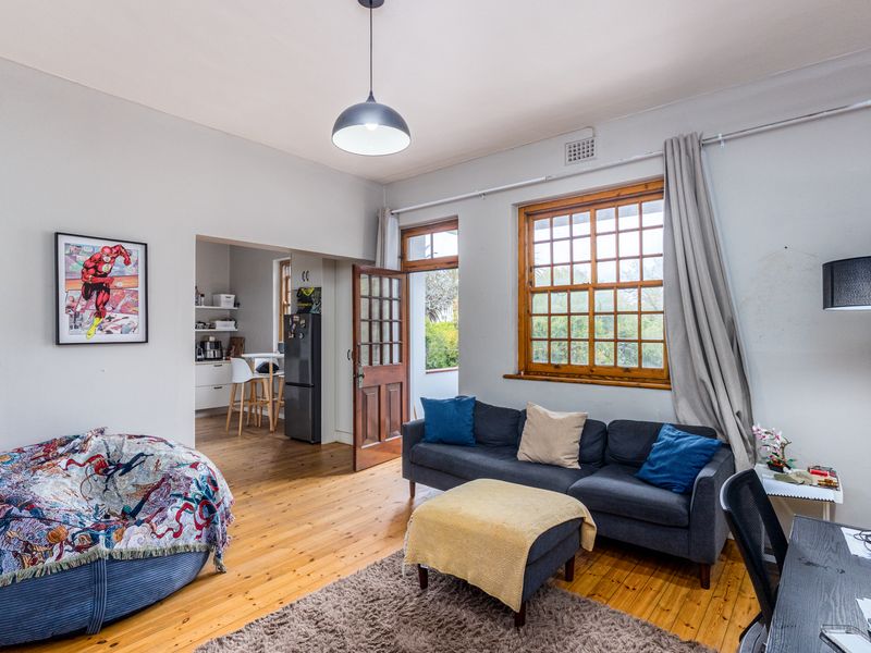 Apartment For Sale In Cape Town - Photo 3