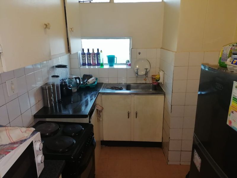 2 Bedroom Apartment - Great for investment or 1st time buyers! - Photo 1