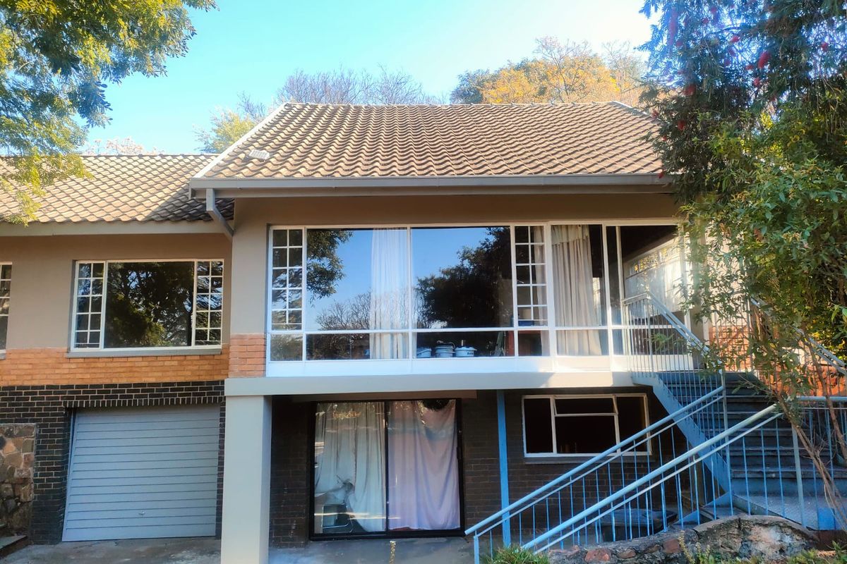SPACIOUS 4 BED 3 BATH IDEAL FOR FAMILY! - Photo 5