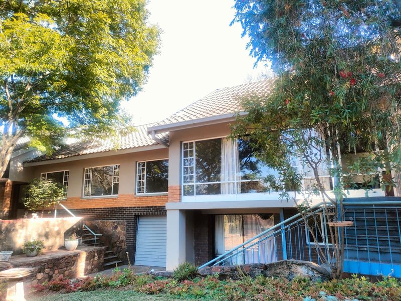 SPACIOUS 4 BED 3 BATH IDEAL FOR FAMILY! - Photo 4