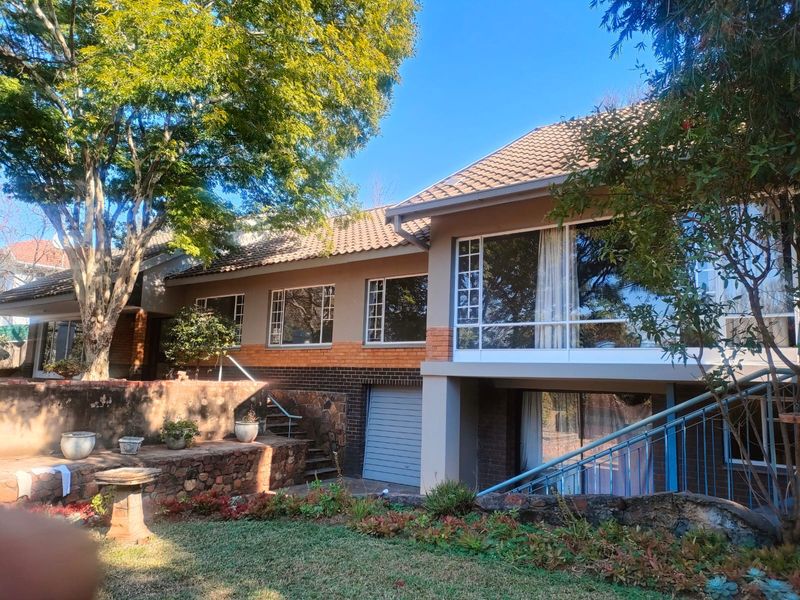 SPACIOUS 4 BED 3 BATH IDEAL FOR FAMILY! - Photo 6
