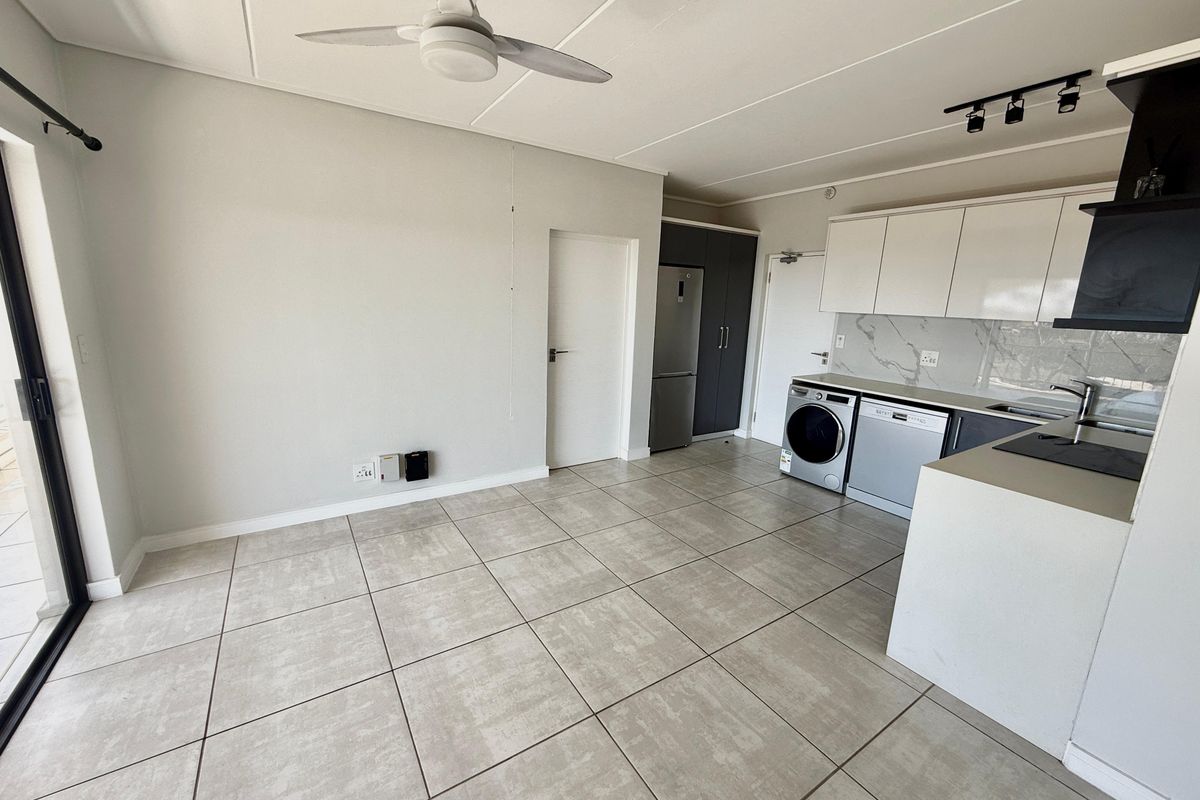 Spacious 1-Bedroom, 1-Bathroom Apartment – Izinga Eco Estate, Umhlanga - Photo 2