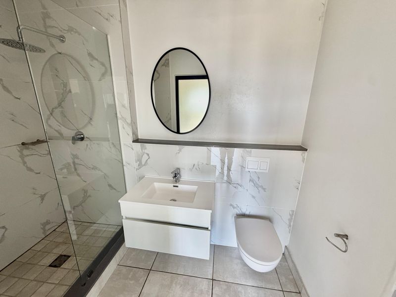 Spacious 1-Bedroom, 1-Bathroom Apartment – Izinga Eco Estate, Umhlanga - Photo 6