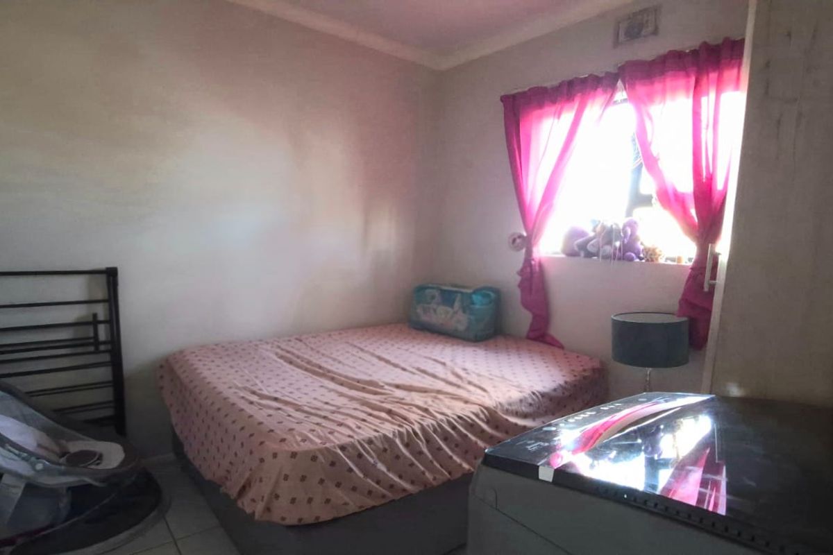 Two bedroom apartment for sale - Photo 3