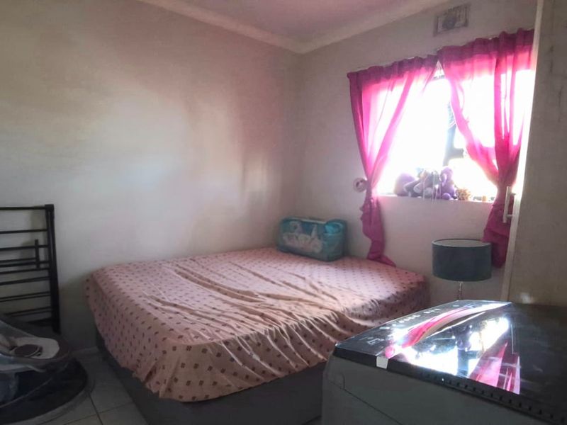 Two bedroom apartment for sale - Photo 3