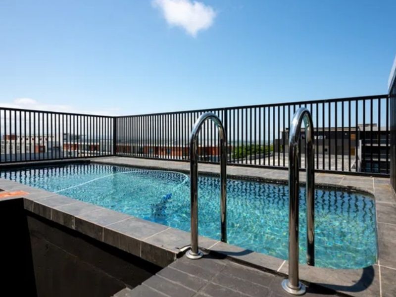 Lovely and Cozy 1 Bedroom for Sale in Umhlanga Ridge - Photo 2
