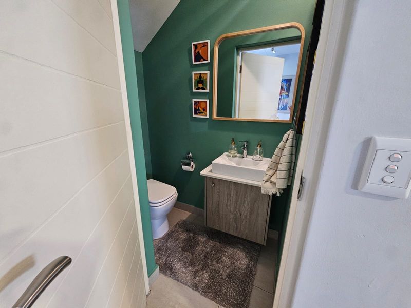 Modern 3 bedroom townhouse for rent - Photo 7
