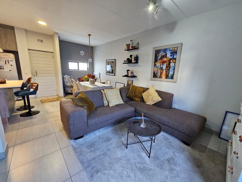 Modern 3 bedroom townhouse for rent - Photo 6
