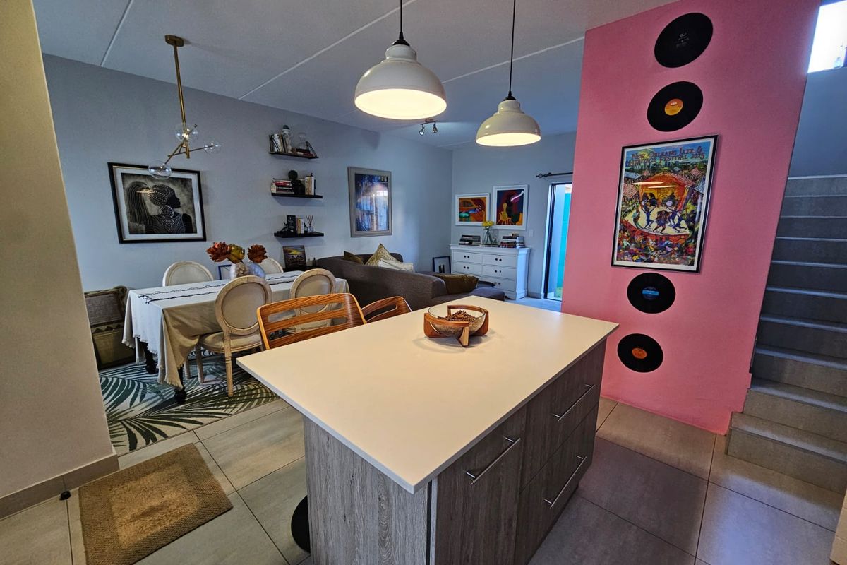 Modern 3 bedroom townhouse for rent - Photo 5