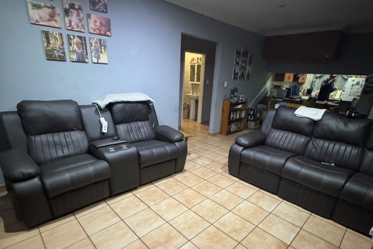 Two bedroom apartment for sale - Photo 4