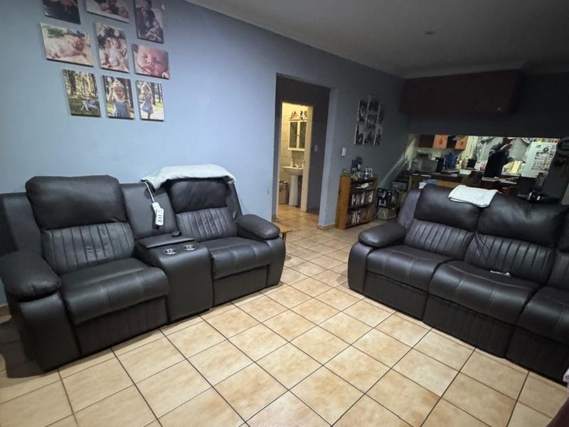 Two bedroom apartment for sale - Photo 4