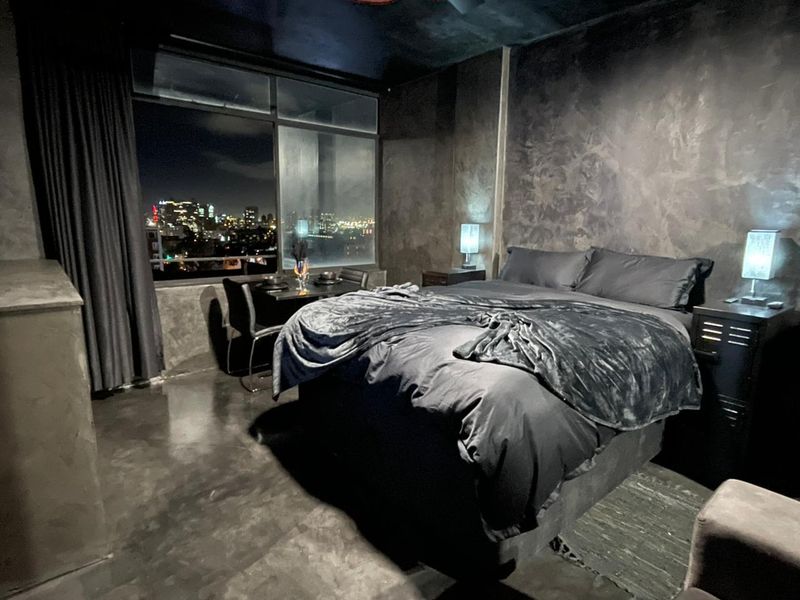 A MASTERPIECE FOR THE ARTIST OR PROFESSIONAL - AWAITING YOUR OFFERS - Photo 10