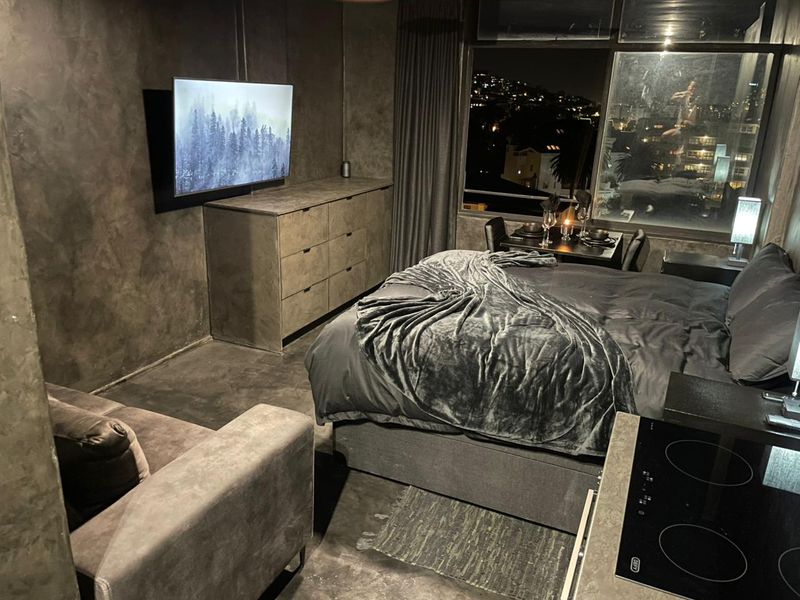 A MASTERPIECE FOR THE ARTIST OR PROFESSIONAL - AWAITING YOUR OFFERS - Photo 9