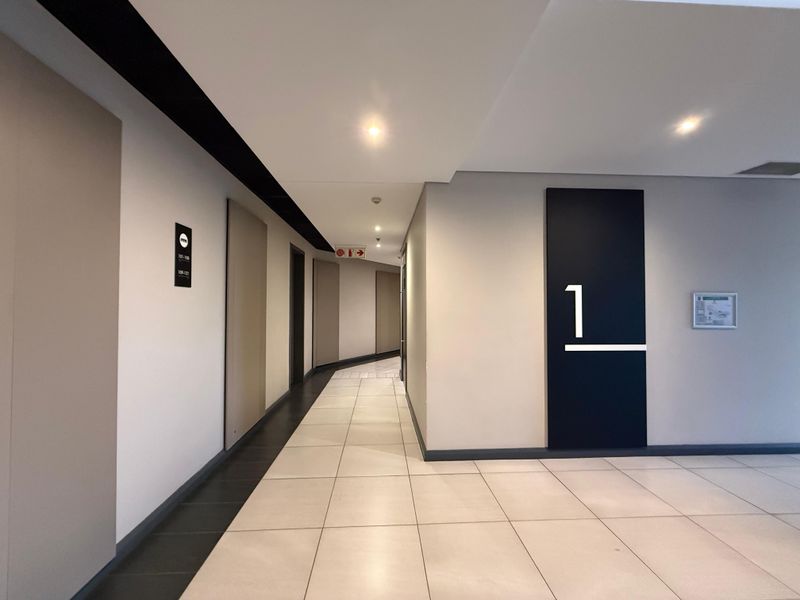 Apartment Rental Monthly In Pretoria - Photo 5