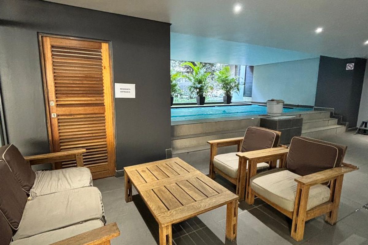 Urban Elegance Meets Coastal Convenience: Rent This Stunning 2-Bedroom at 41 Degrees - Photo 2