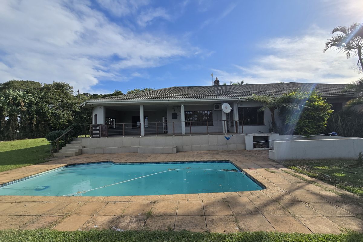 To Rent: Historic Family Farmhouse – 20km West of Ballito, KZN - Photo 2