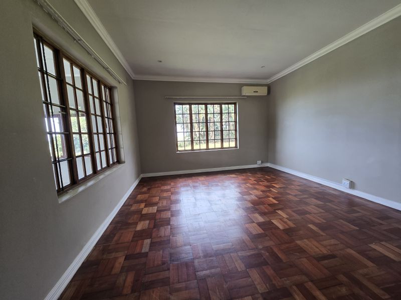 To Rent: Historic Family Farmhouse – 20km West of Ballito, KZN - Photo 7