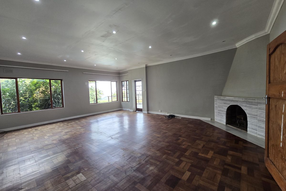 To Rent: Historic Family Farmhouse – 20km West of Ballito, KZN - Photo 5