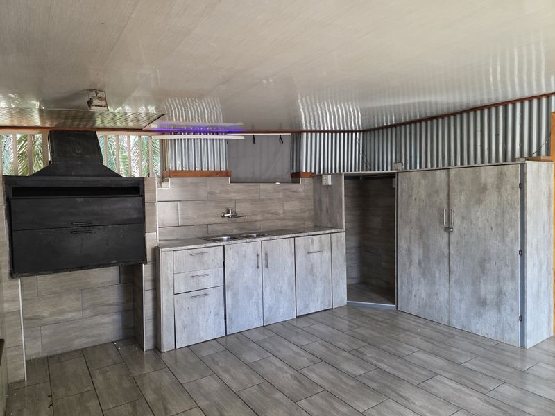 Stunning 3 Bedroom House For Sale In Mooiooi. - Photo 4