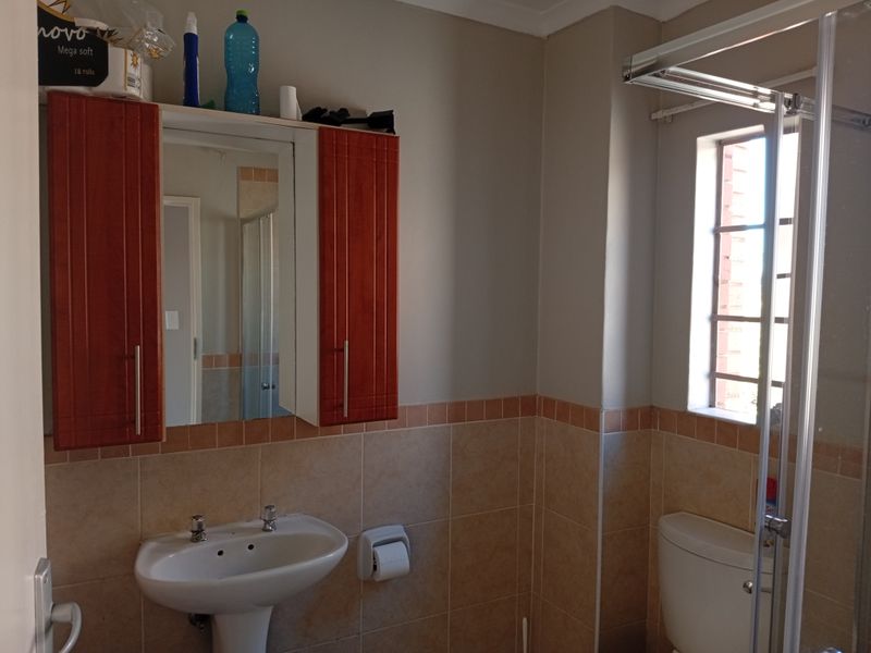 Apartment Block Rental Monthly In Pretoria - Photo 8