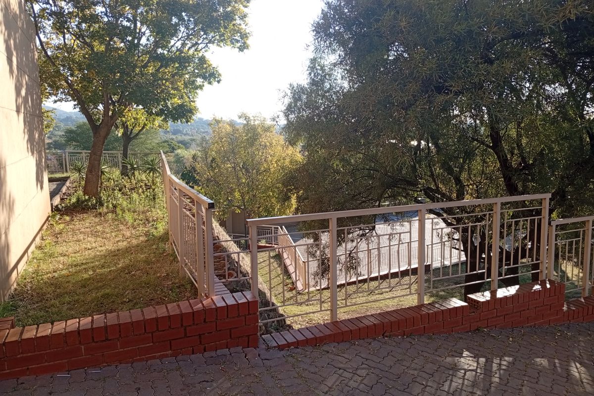 Apartment Block Rental Monthly In Pretoria - Photo 3