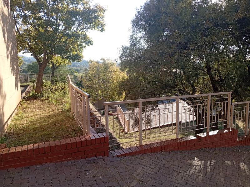 Apartment Block Rental Monthly In Pretoria - Photo 3