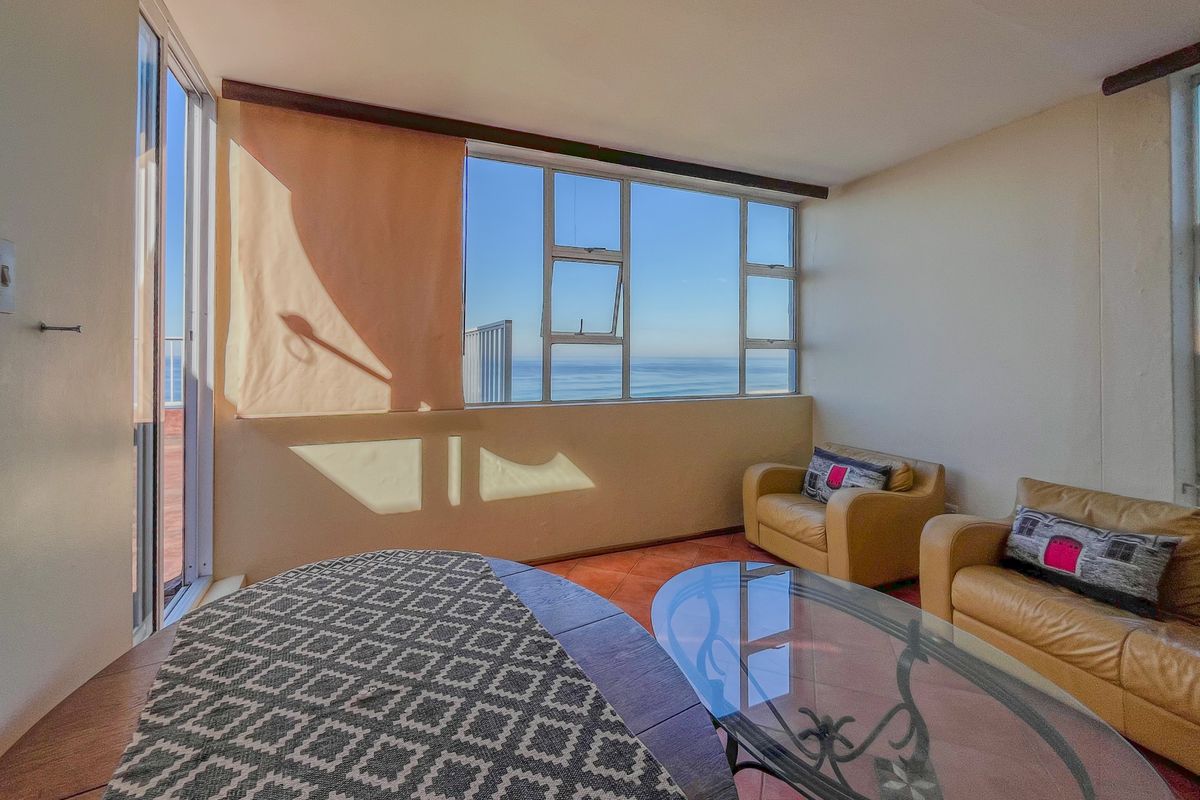 Absolute Beachfront Penthouse on the La Mercy Coastline - Photo 4