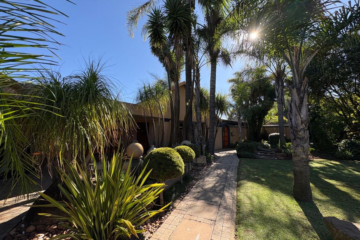 5 bedroom house for sale - Photo 4