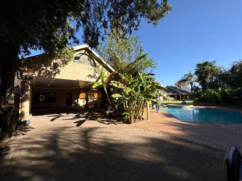 5 bedroom house for sale - Photo 8