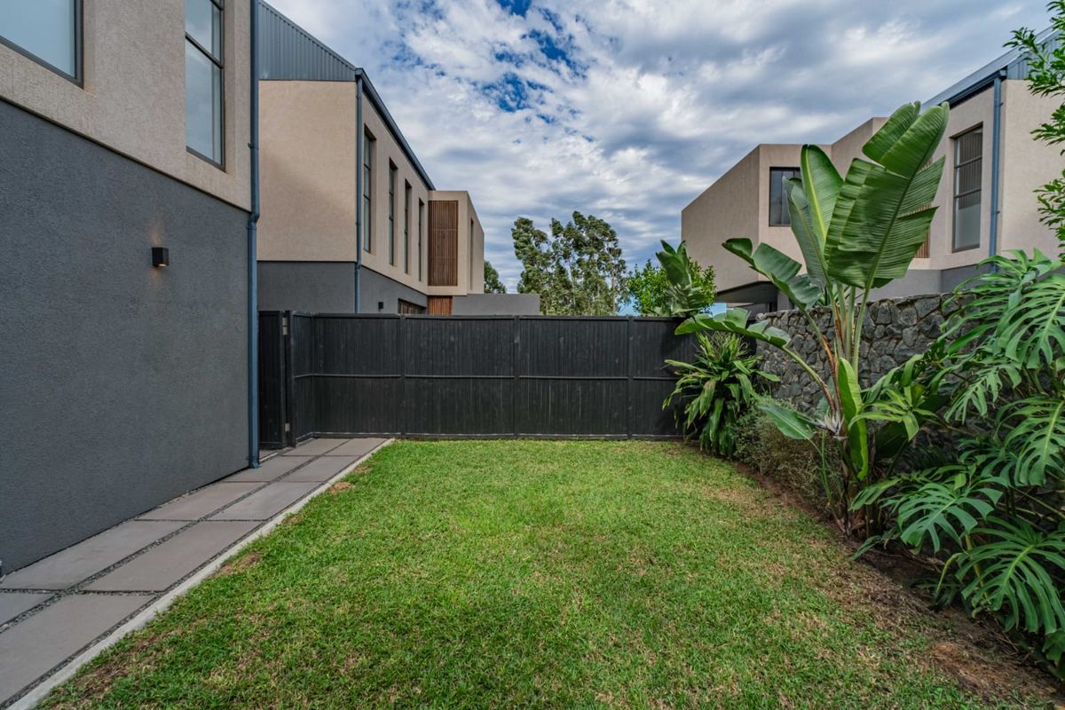 3 Bedroom Townhouse  in Elaleni Coastal Forest Estate - Photo 3