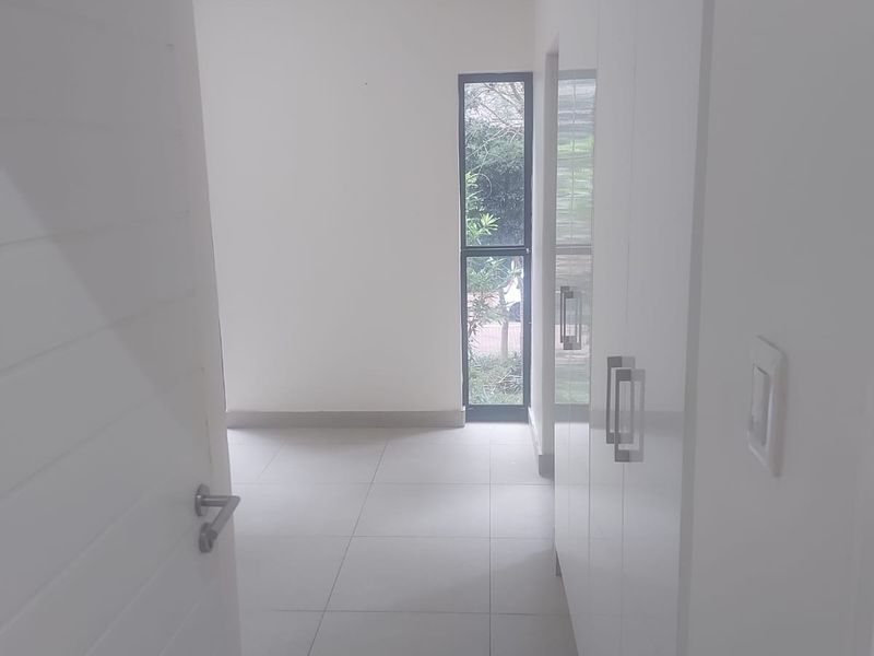 Stylish Two Bedroom Apartment To Let In 41 Degrees - Photo 7