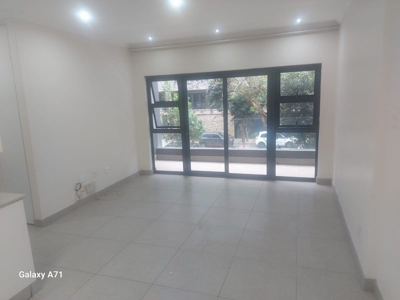 Stylish Two Bedroom Apartment To Let In 41 Degrees - Photo 4