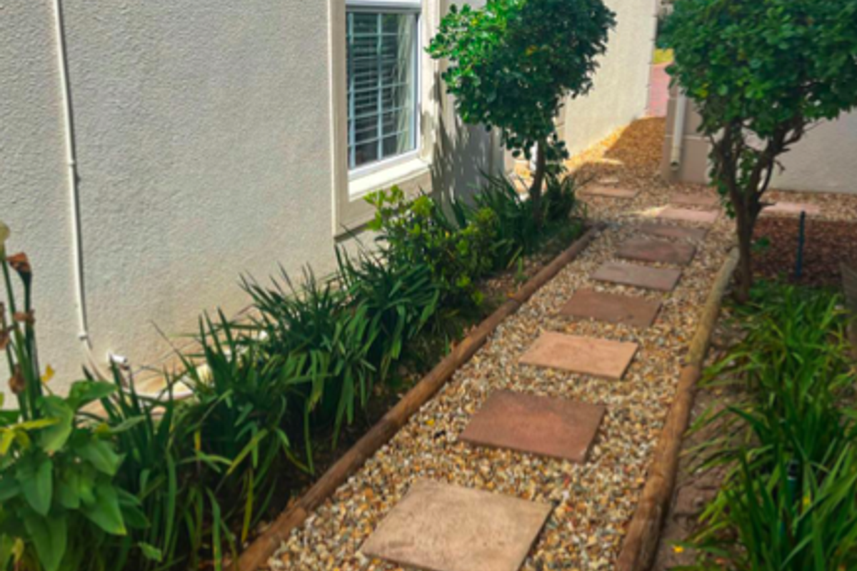 Newly Renovated Spacious 2-Bedroom Ground Floor Apartment in Brittany Villas, Tokai - Photo 4