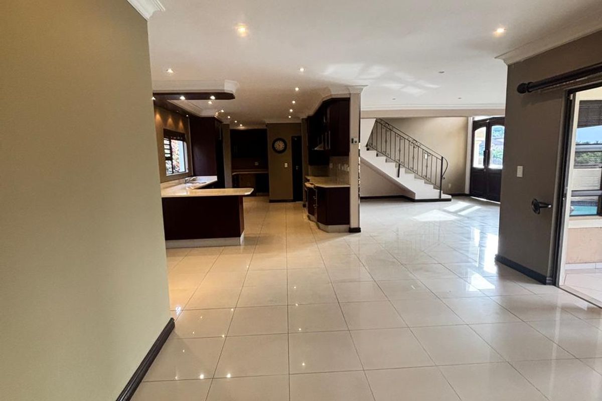 Headline: Exclusive Living at 99 Gardens – Spacious 4-Bed, 3.5-Bath Apartment in La Lucia - Photo 4