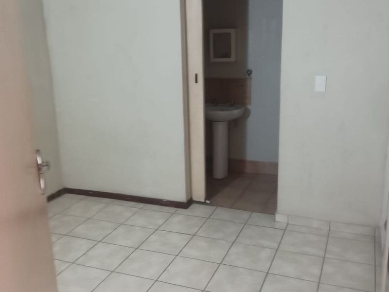 1 Bedroom Unit Available in Durban CBD - Photo 5