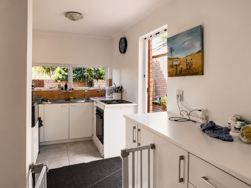 3 Bedroom Home with Separate Granny Flat & Expansive Garden in Table View - VIEWING FROM 6 JUNE 2026 - Photo 3