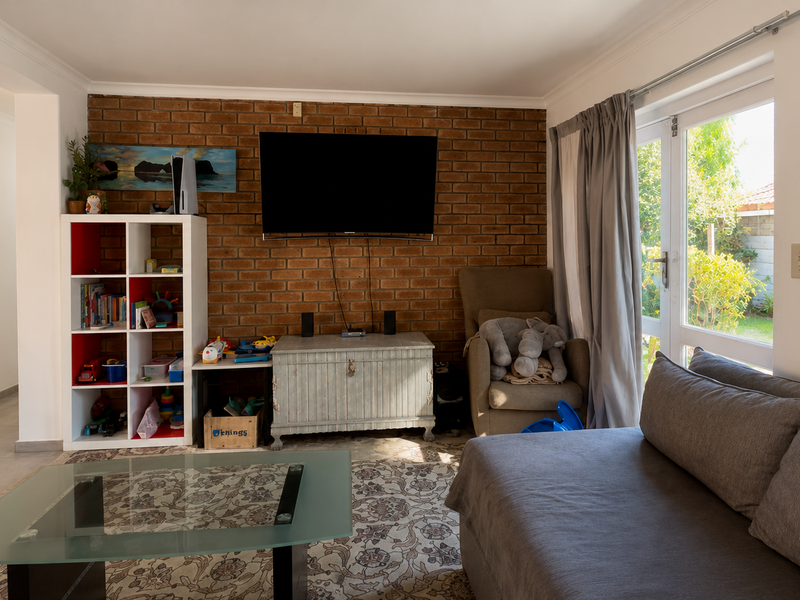 3 Bedroom Home with Separate Granny Flat & Expansive Garden in Table View - VIEWING FROM 6 JUNE 2026 - Photo 10