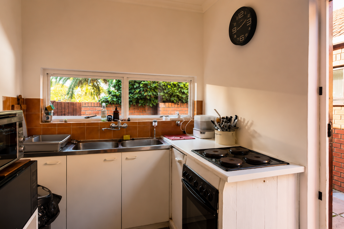 3 Bedroom Home with Separate Granny Flat & Expansive Garden in Table View - VIEWING FROM 6 JUNE 2026 - Photo 4