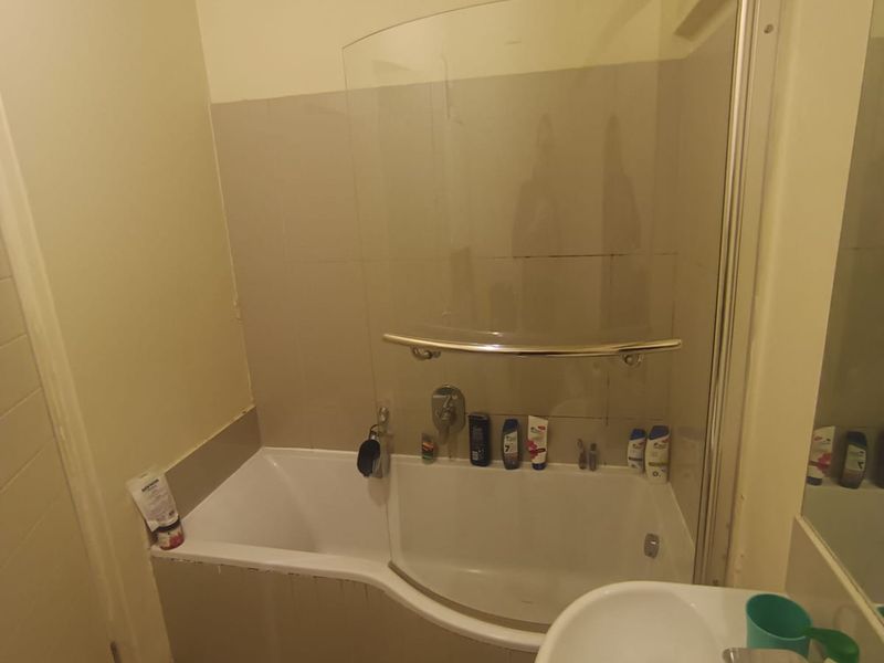 Two bedroom apartment for sale in Umhlanga Ridge. - Photo 9