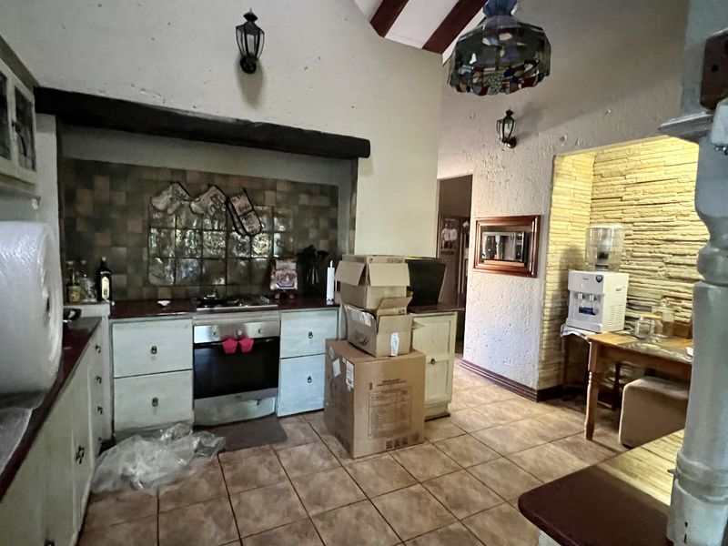 3 BEDROOM HOUSE TO LET - Photo 4