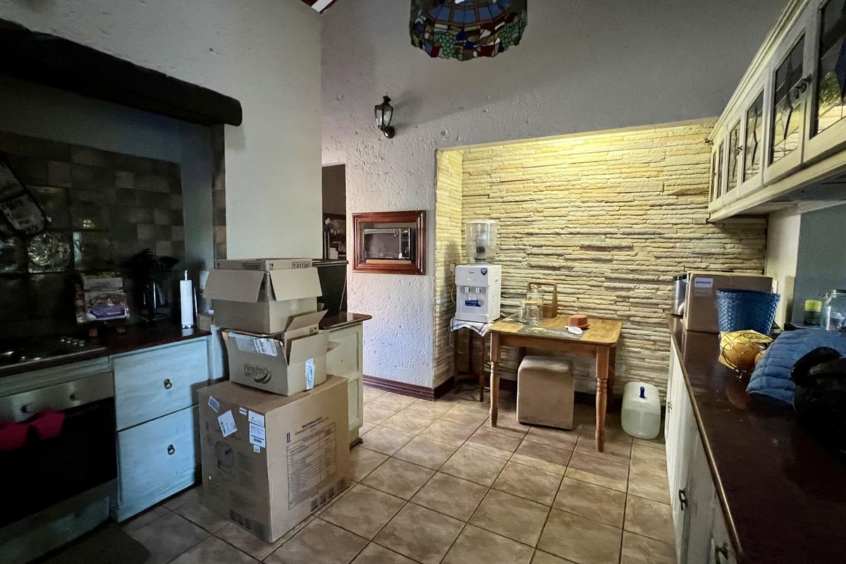 3 BEDROOM HOUSE TO LET - Photo 5