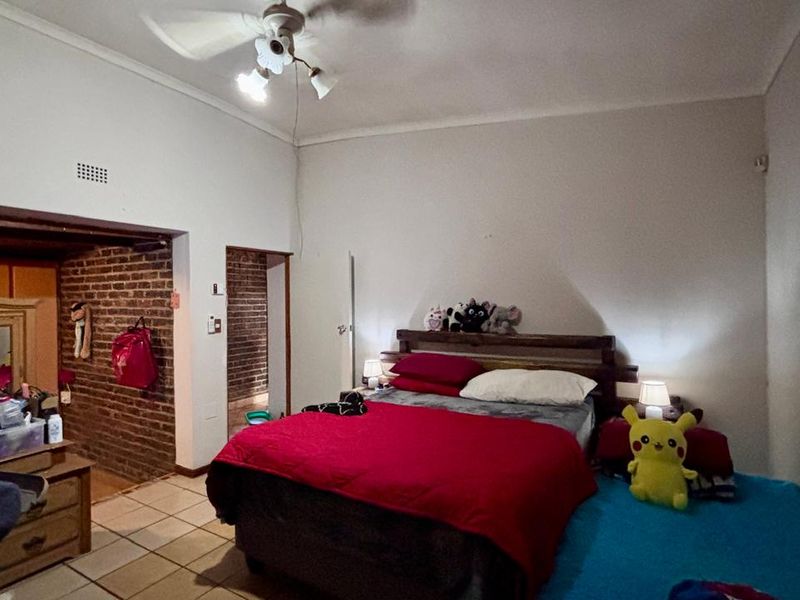 4 BEDROOM HOUSE TO LET - Photo 7