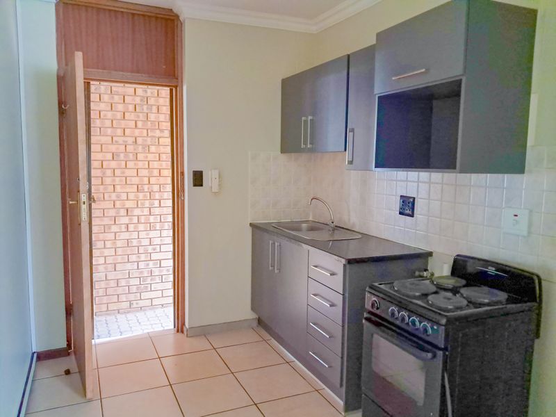 Apartment Block For Sale In Pretoria - Photo 9