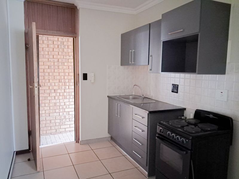 Apartment Block For Sale In Pretoria - Photo 8