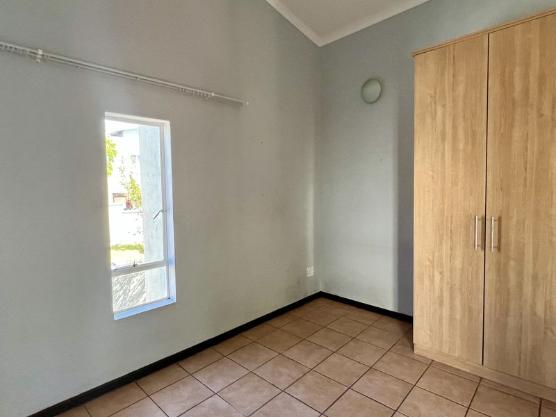 2 BEDROOM HOUSE FOR SALE IN SECURE COMPLEX - Photo 9
