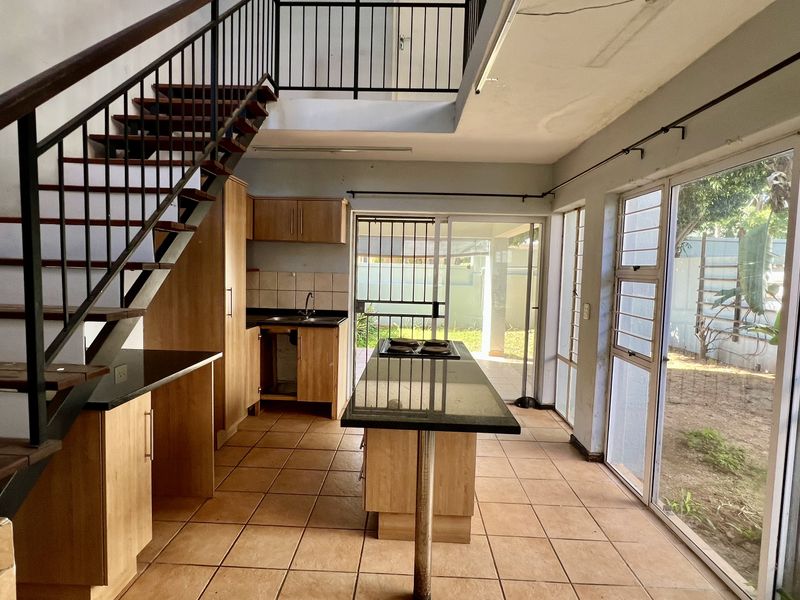 2 BEDROOM HOUSE FOR SALE IN SECURE COMPLEX - Photo 3
