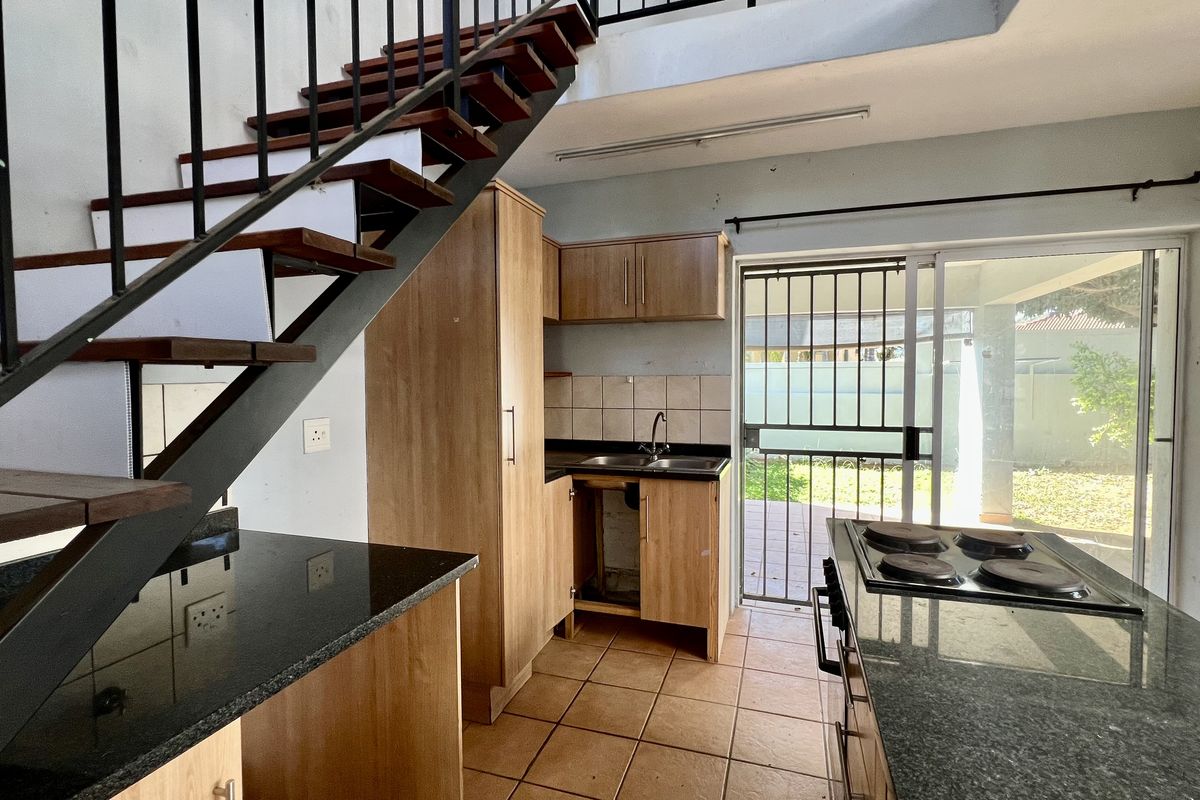 2 BEDROOM HOUSE FOR SALE IN SECURE COMPLEX - Photo 4