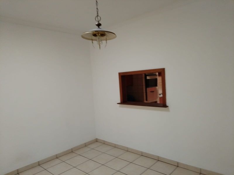Stunning 3-Bedroom, 2-Bathroom Townhouse in Birchleigh North! - Photo 8