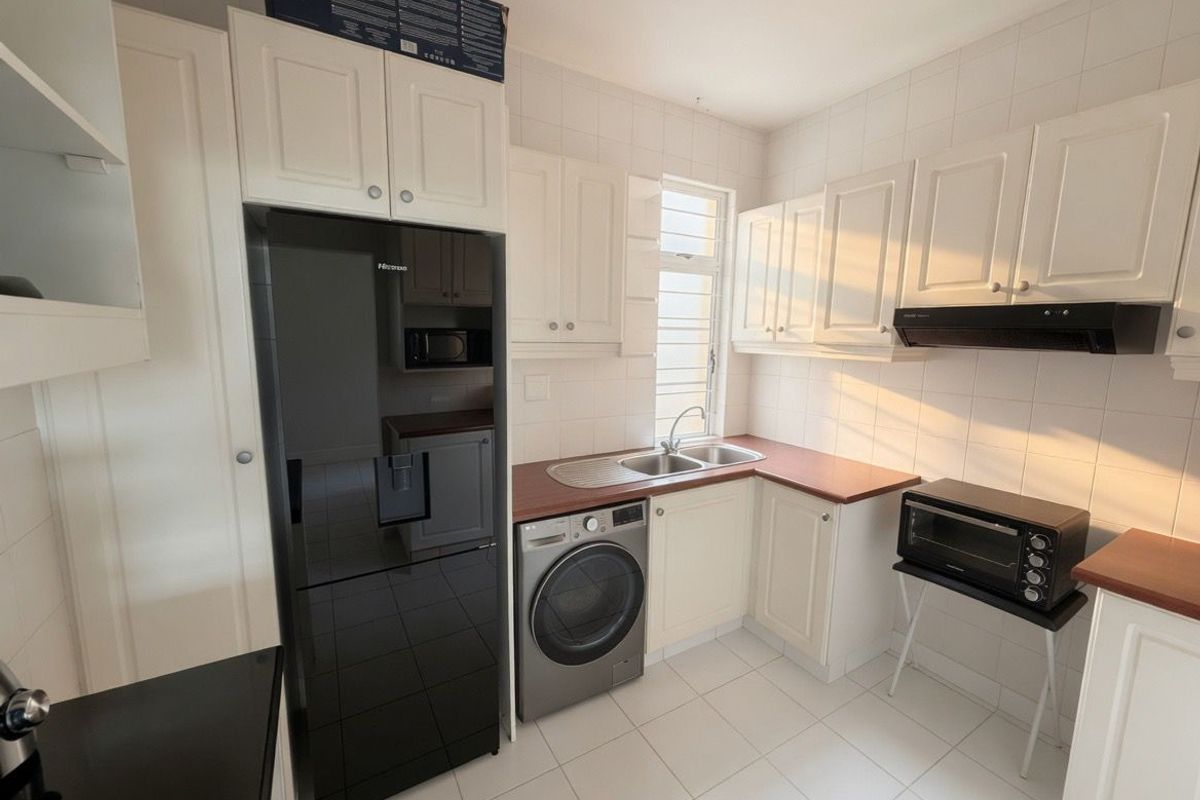 Stylish 2 Bedroom, 1.5 Bathroom Apartment – Morningside, Durban - Photo 4